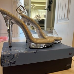 Shoe Fairy competition heels